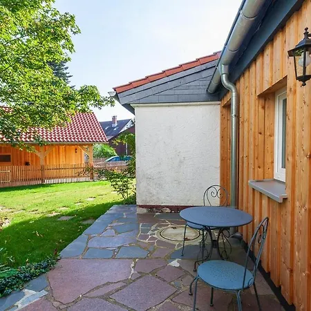 بيت للعطل Lauwenhaus Mit Sauna Und Eingezaeunten Garten